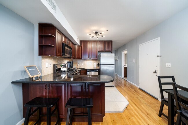 Foto del edificio - 611 Willow Ave