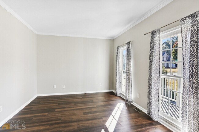 Foto del edificio - 447 Brightwater Dr