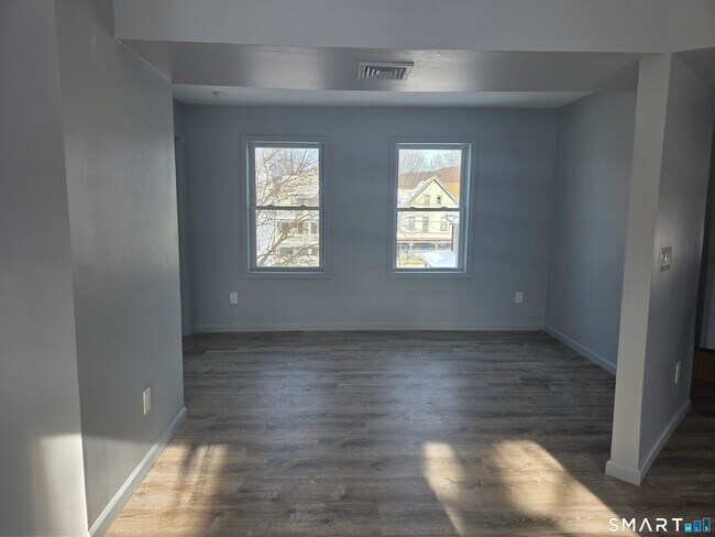 Foto del edificio - 46 Ward St