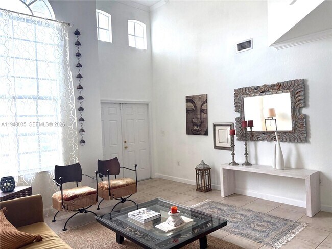 Foto del edificio - 6944 NW 115th Ct