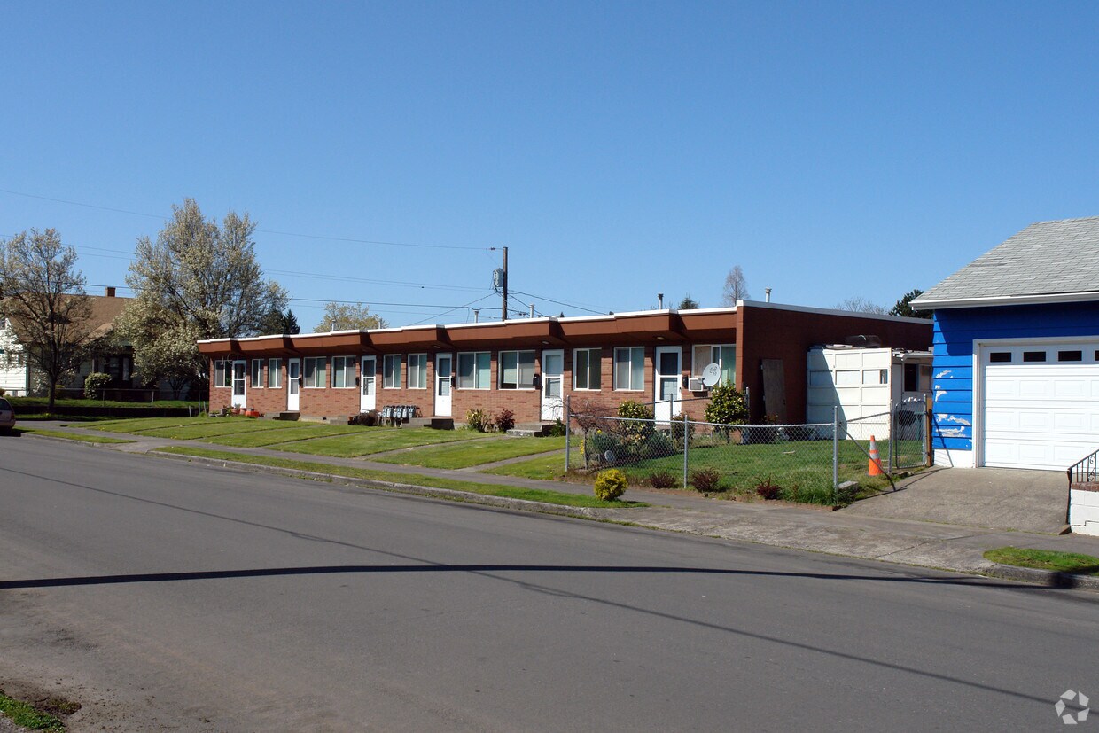 Foto del edificio - 6131 N Houghton St