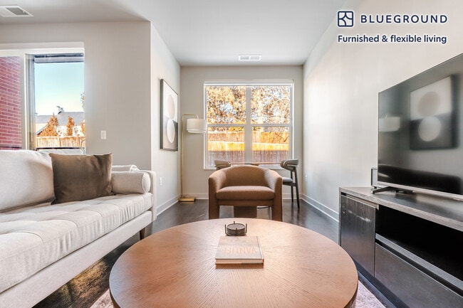 Building Photo - 3929 Landmark Ct