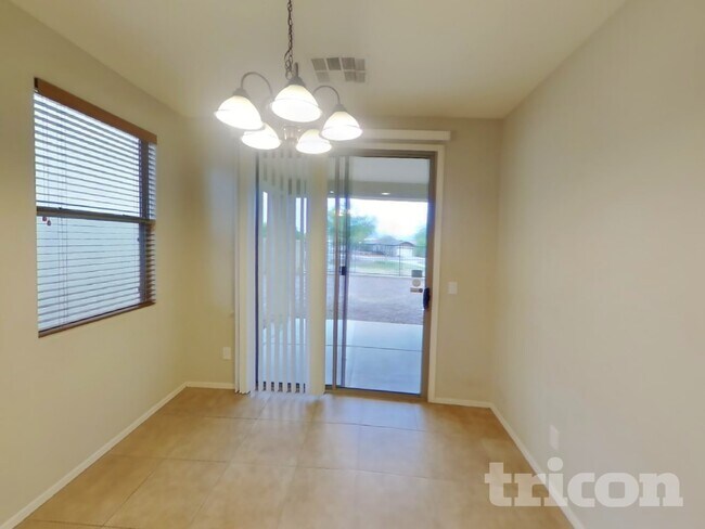 Building Photo - 4028 W Pedro Ln