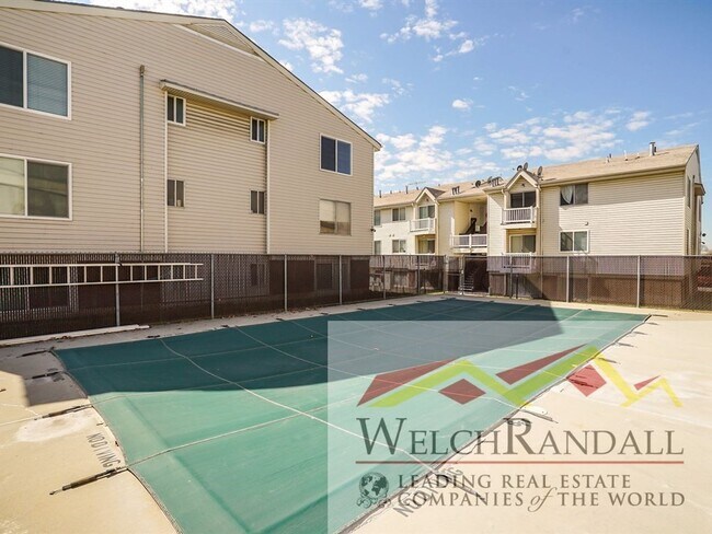 Foto del edificio - Cozy & Convenient 2-Bed, 1-Bath Condo in Roy!