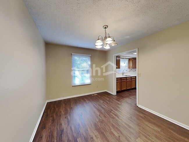 Foto del edificio - 12183 Derby Ct