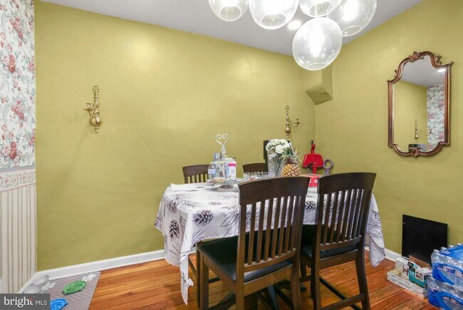 Foto del edificio - 3147 Edgemont St