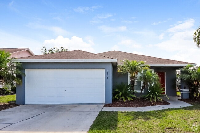 Building Photo - 3008 Sabal Bend Dr NE