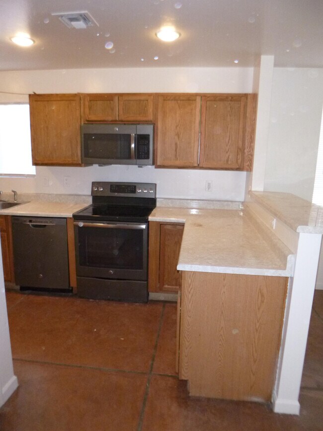 Foto del edificio - 1428 E 25th St