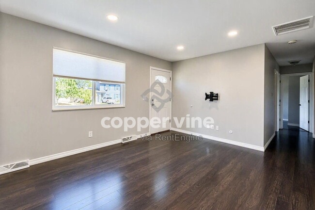 Building Photo - 10536 W 107th Ave