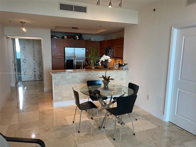 Foto del edificio - 2641 N Flamingo Rd
