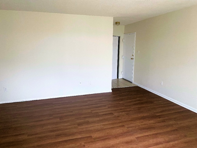 Photo - 10222 Prince Pl Apartment