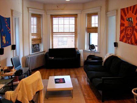 Foto del edificio - 132 Hemenway St