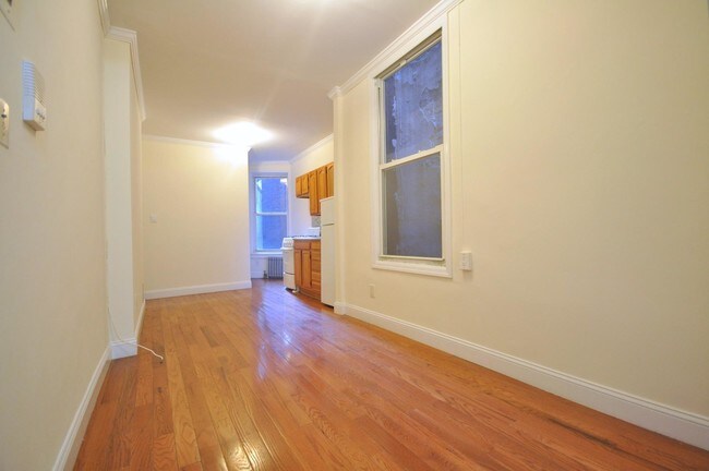 Building Photo - 1273 1st Ave