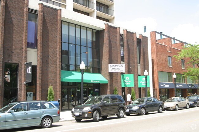 Foto del edificio - 1636 N Wells St