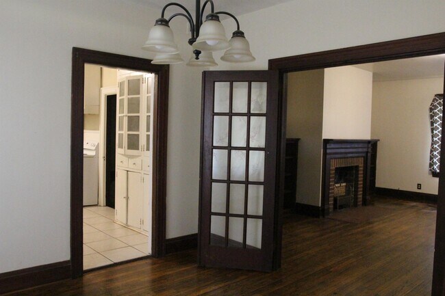 Foto del edificio - 823 W Society Ave