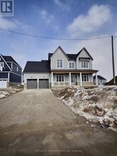 Building Photo - 120 Pearsall Pl