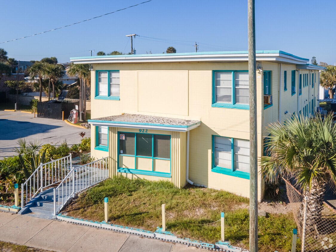 Primary Photo - 922 S Atlantic Ave