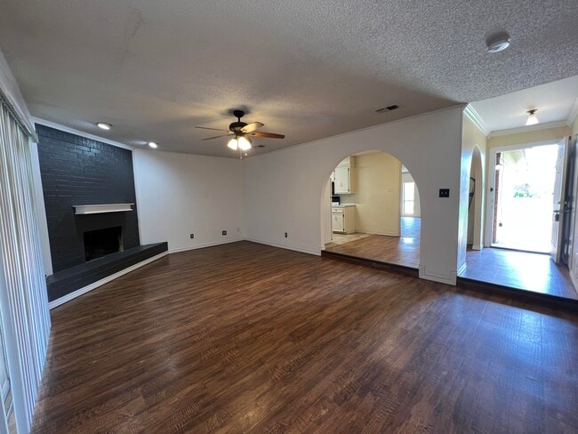 Building Photo - 6124 35th St