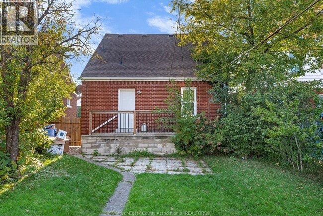 Building Photo - 1362 Parent Ave