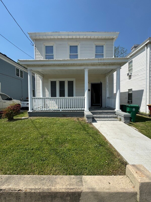 Foto del edificio - 1153 W Washington St