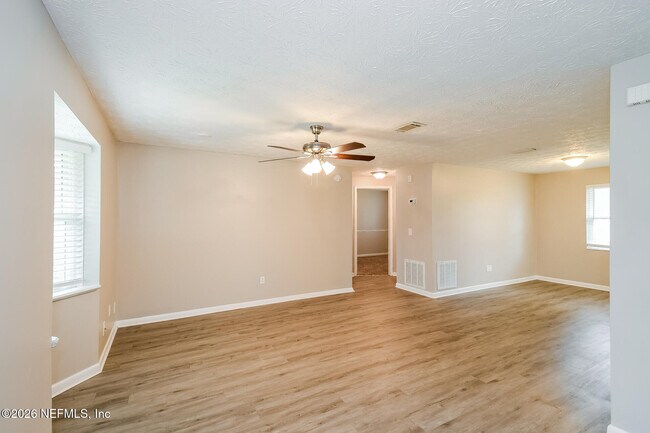 Foto del edificio - 1721 Stacey Ct