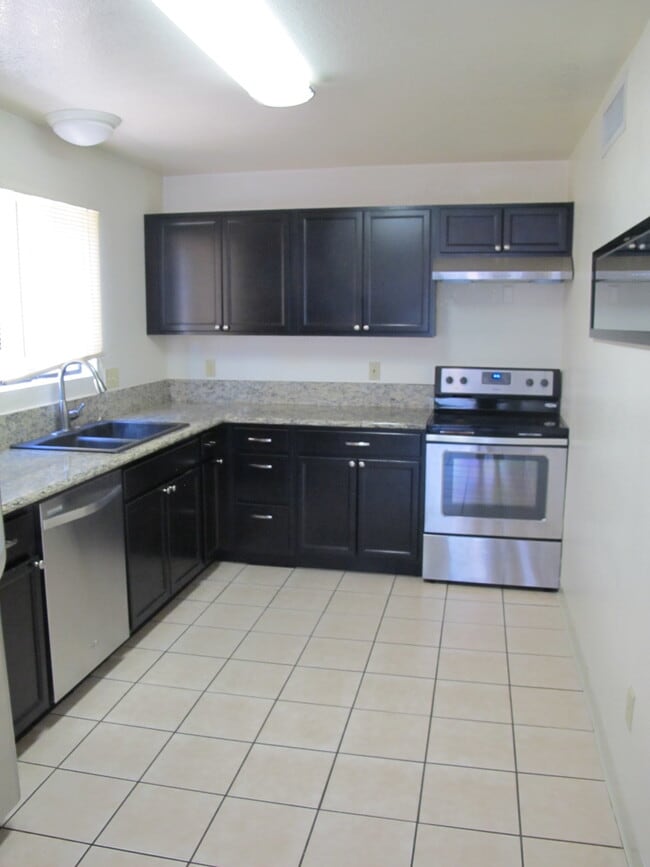 Foto del edificio - 1620 N Fremont Ave