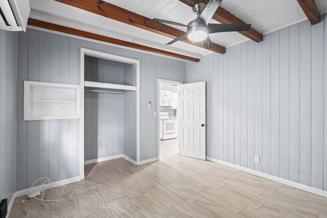 Foto del edificio - Turner Street Tri-Plex