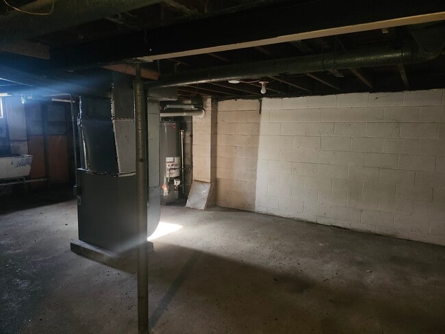 Building Photo - 218 Ward Rd