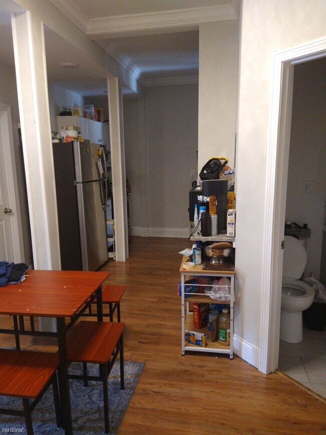 Building Photo - 4 br, 2 bath Duplex - 1187 Commonwealth Ave 2