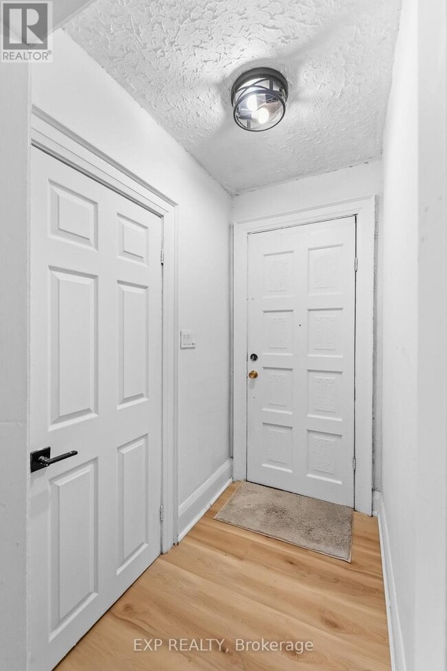 Building Photo - 6367 High St