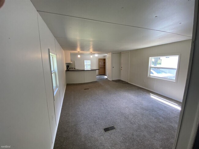 Building Photo - 2 br, 1 bath Mobile Home - 2374 Ahmad Dr