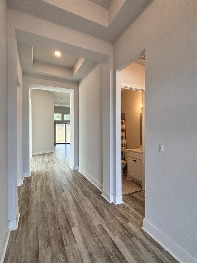 Building Photo - 19521 Tranquility Fls Cv