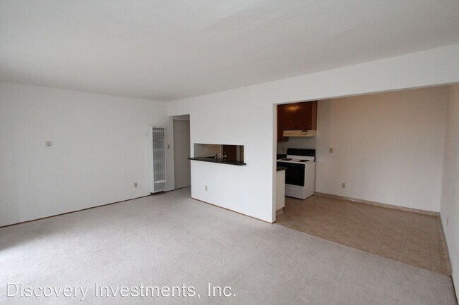 Building Photo - 1 br, 1 bath Apartment - 2229 McGee Ave.