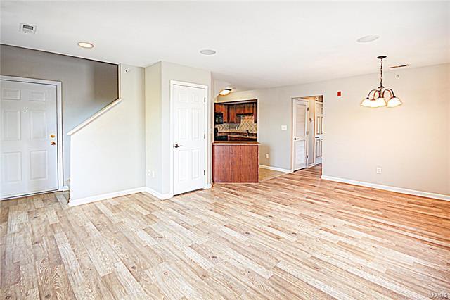 Building Photo - 310 Stonewall Creek Dr