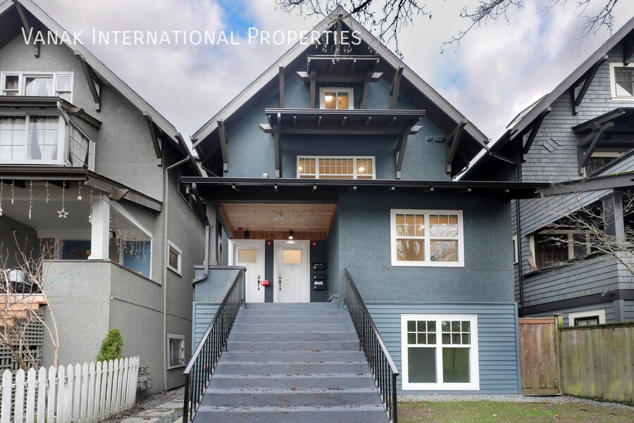 Primary Photo - Luxury Rebuilt 4-Bedroom Upper-Level Suite...
