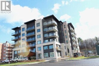Building Photo - 310 Centrum Blvd