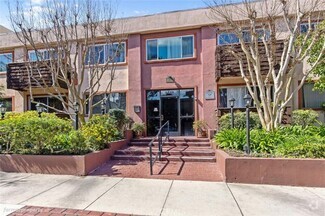 Building Photo - 5349 Newcastle Ave