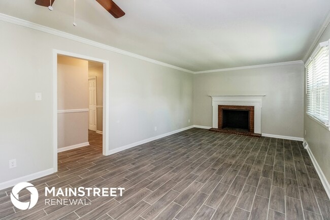 Building Photo - 3313 Woodlea Dr