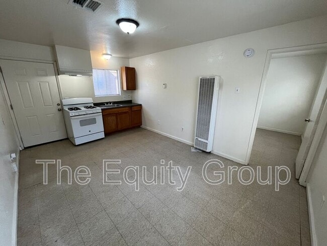 Building Photo - 9318 Rd 236