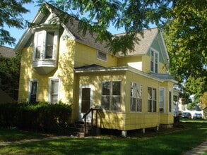 Building Photo - 1415 Ferry St