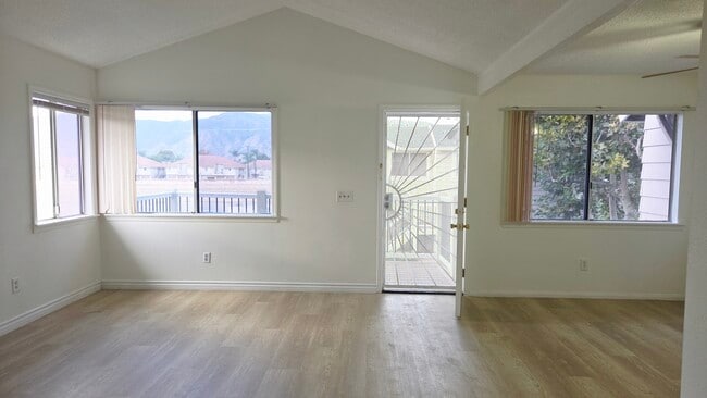 Foto del edificio - Walnut Drive.