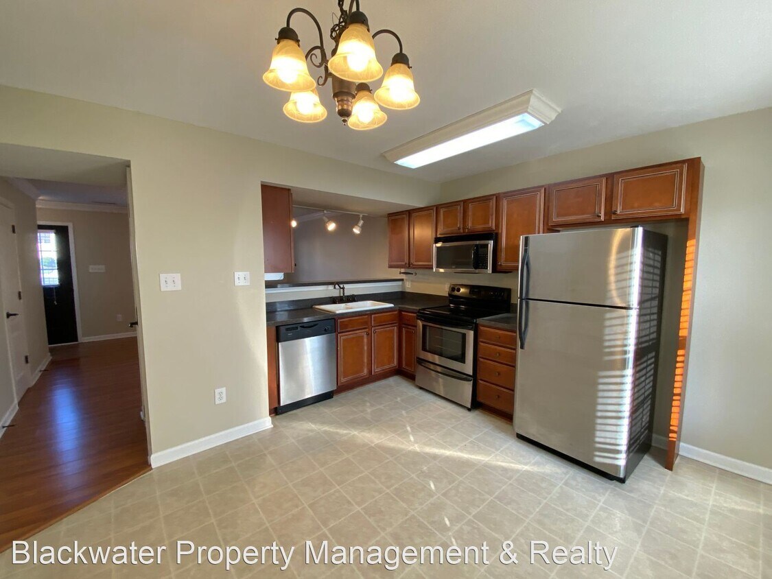 18 Catherine Ct, Lynchburg, VA 24501 House Rental in Lynchburg, VA