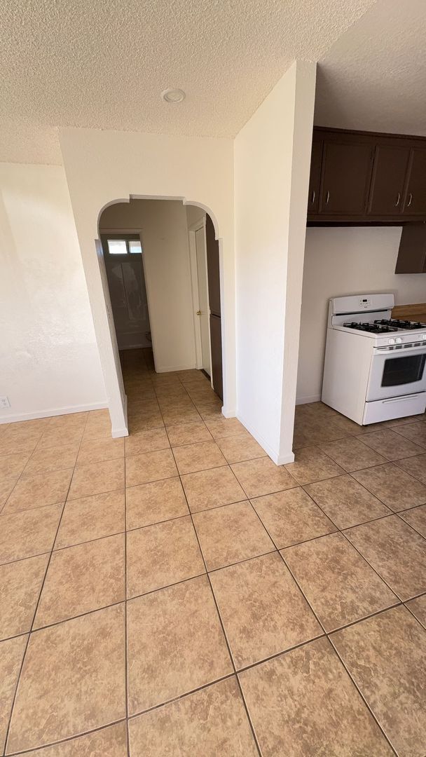 Foto del edificio - 21336 Laguna Rd