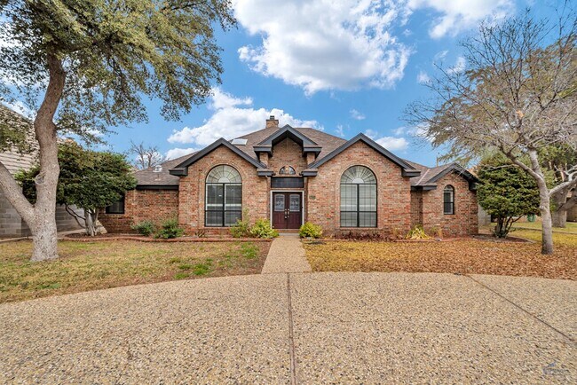 Building Photo - 6415 San Mateo Ln