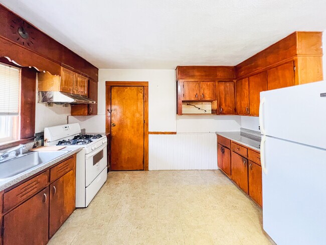 Foto del edificio - 540 Pleasant St