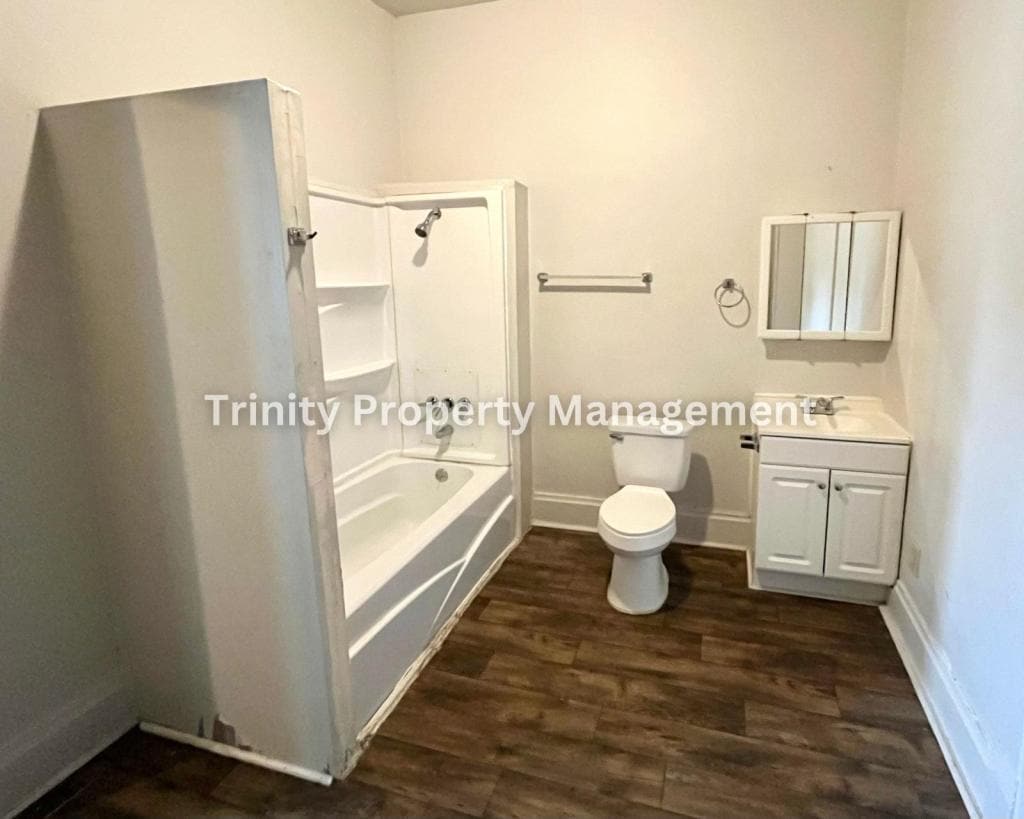 Building Photo - 306 1/2 Bryd Ln
