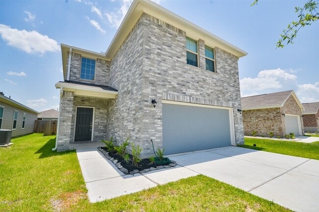 Building Photo - 24810 Winema Wds Ln