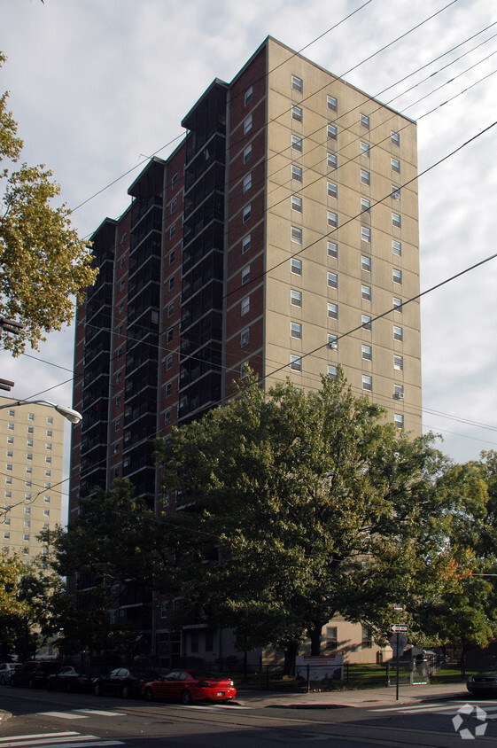 Primary Photo - Fairhill Apartments