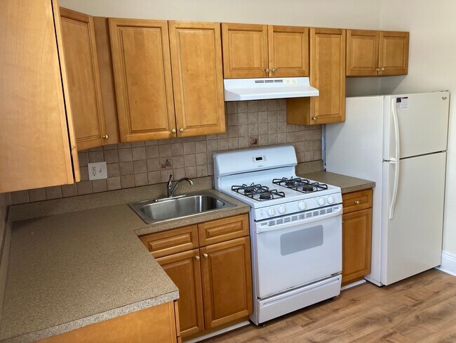 Cocina - 89 Montclair Ave