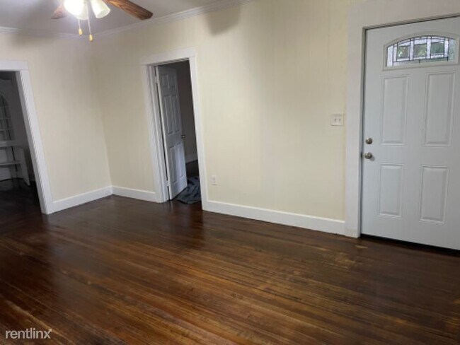 Building Photo - 3 br, 2 bath House - 0 Ferris Ave